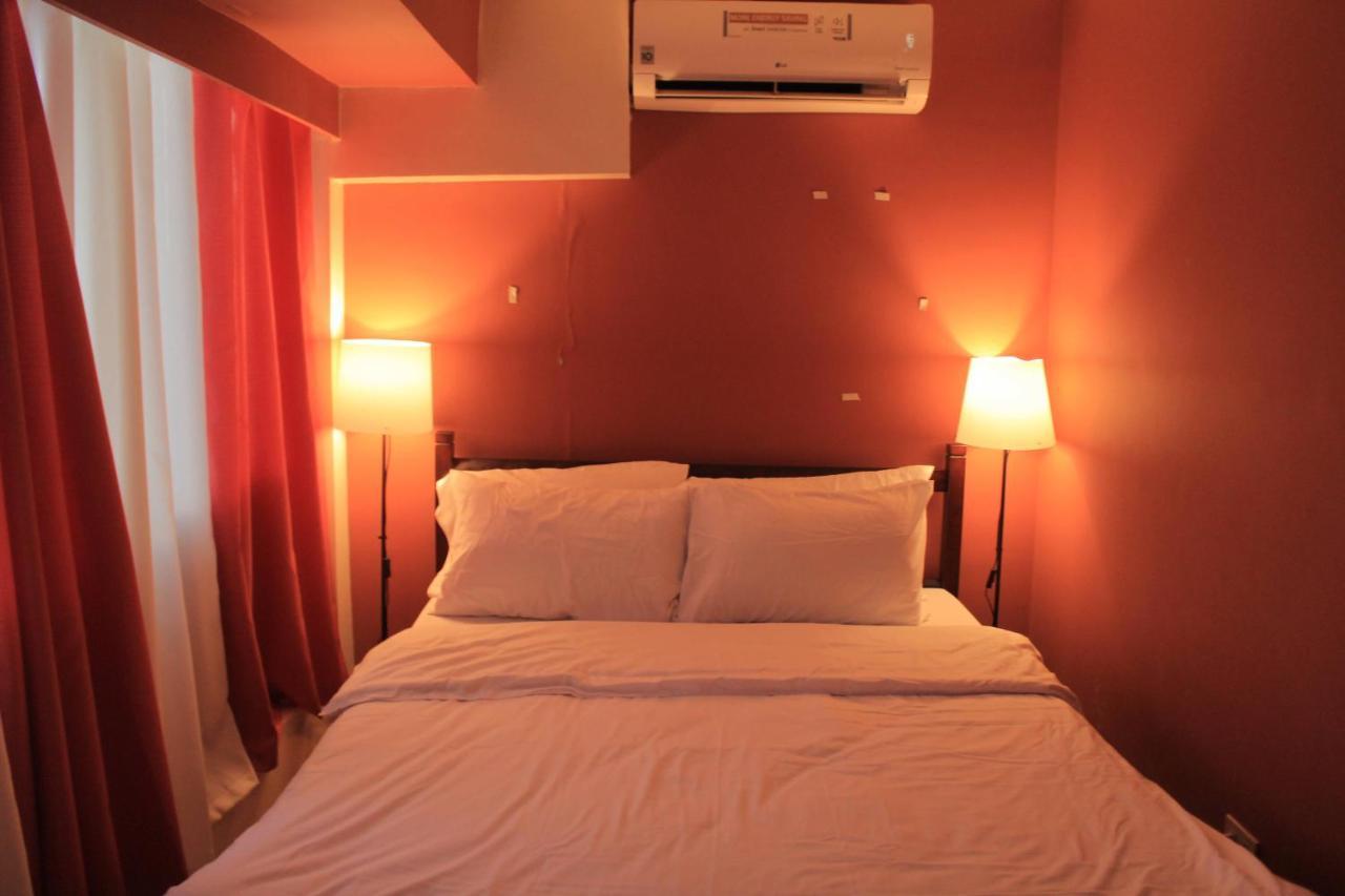 A2j Bgc Luxury 2br Loft Near Burgos Circle, Malls